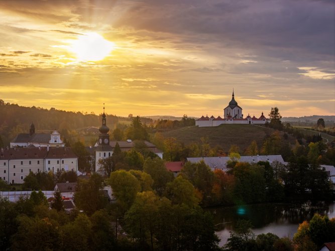 2026-10-07 - 07.58.40 - DJI_10067-HDR - Žďár nad Sázavou - Zelená Hora.jpg